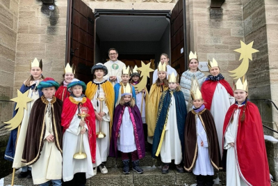 Die Sternsinger der Gemeinde St. Ägidius in Tübingen-Hirschau Die Sternsinger der Gemeinde St. Ägidius in Tübingen-Hirschau